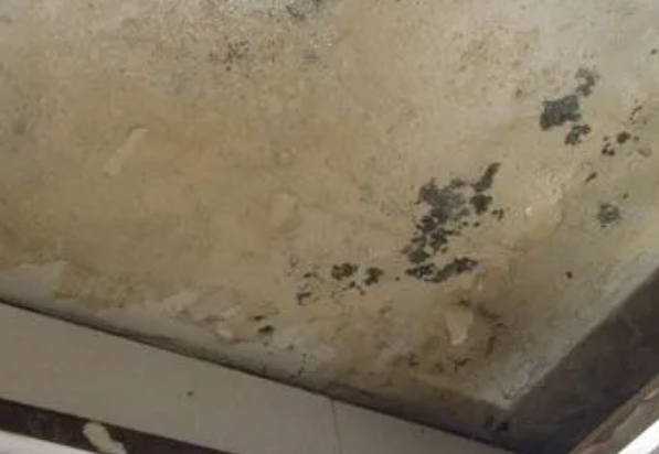 西丰阳台漏水维修公司分享下西丰卫生间渗水维修需要注意哪些问题。